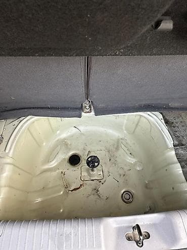 ninja h2r qiymeti: Kia Picanto, gümüşü rəng, 5 qapılı heçbek. Avtomobil çox ekanom va — 8