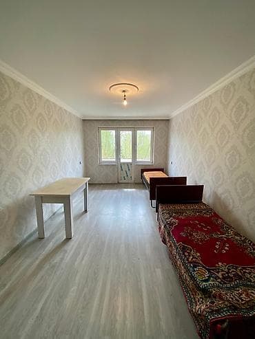 ucuz ev satilir: Sumqayitda 8 mkda 1 otağli əşyali ev ayligi 300 man kiraye verilir.5/3 — 5