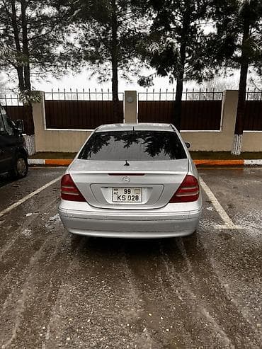 passat nece masindir: Mercedes-Benz C-Class: 2.4 l | Sedan — 3