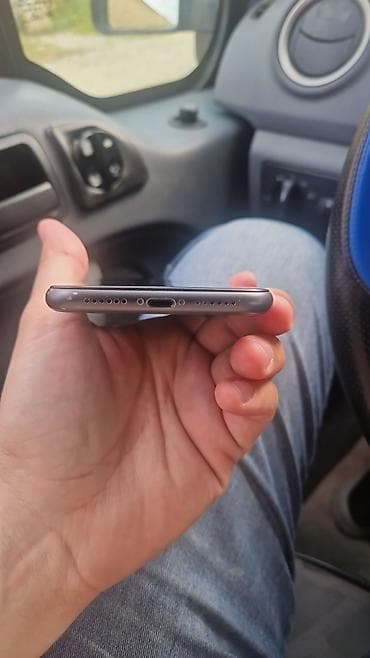 6 plus ekran: IPhone 11, 128 GB, Qara — 5