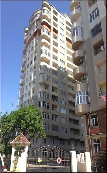 Недвижимость: 3 комнаты, Новостройка, м. Нефтчиляр, 130 м² — 2
