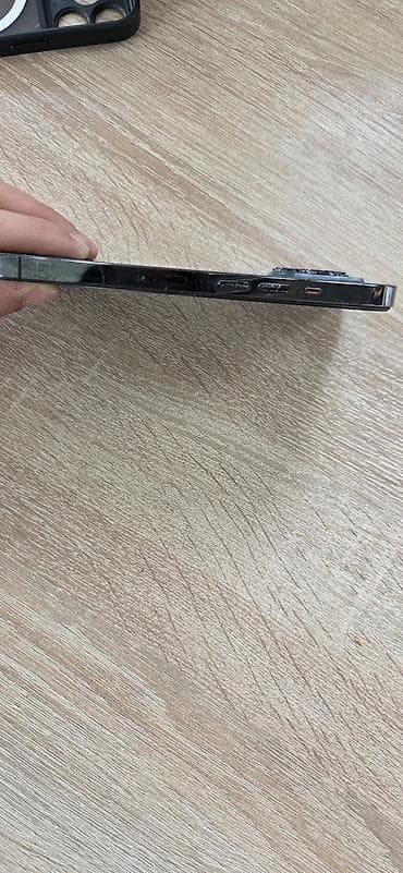 ariston su qızdırıcıları: IPhone 13 Pro, 256 GB, Graphite, Qırıq — 2