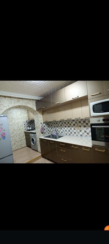 1 комнатная квартира студия: 5/5 mərtəbəli binada 5 otaqlı mənzil satılır.Super Təmirlidir. Real — 13