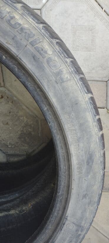 yuk masini tekerleri: Шина 245 / 40 / R 19 — 1