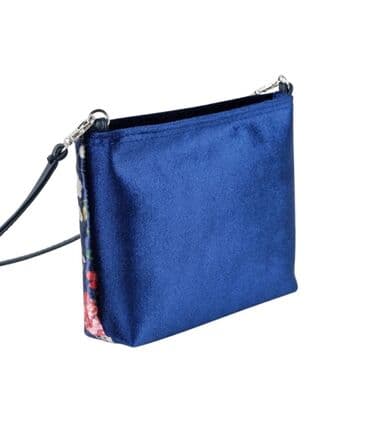 qaşlı çanta: Tezedir. Etiketi üzerinde satilir. Parça materiali mexmer.Ölchüleri — 3