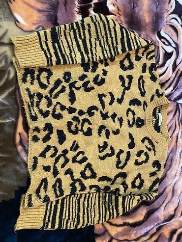 leopar: Qadın sviteri – leopard naxışlı - Model: dairəvi yaxalı, uzunqol — 1