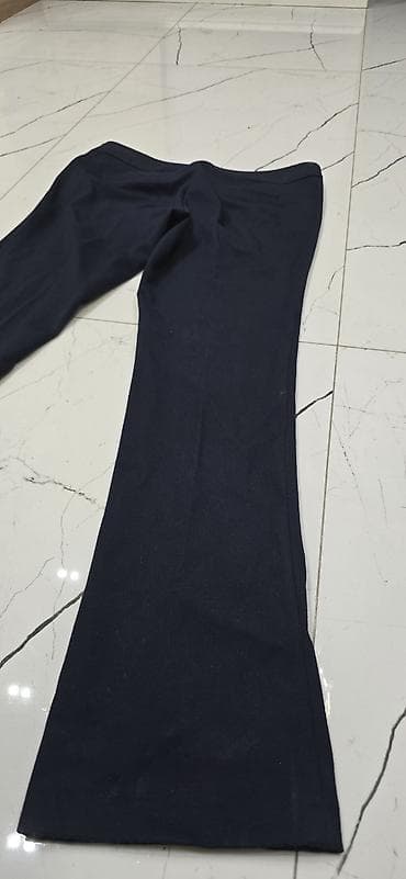 Qadın şalvarı – tünd göy rəng - Model: klassik, azca genişlənən paça