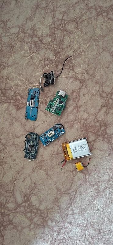 marshall major v: Elektron komponentlər dəsti Tərkib: - 3 ədəd mini DC mühərrik (şaft — 4