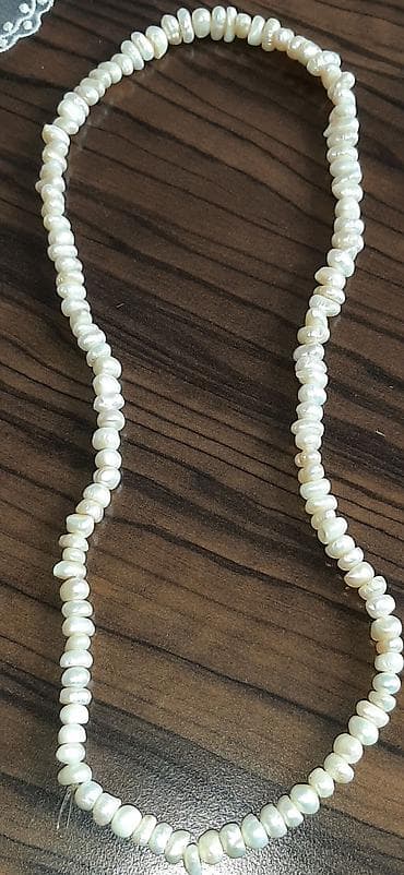 Təbii inci muncuq boyunbağı - Material: ağ rəngli, qeyri-mütəmadi