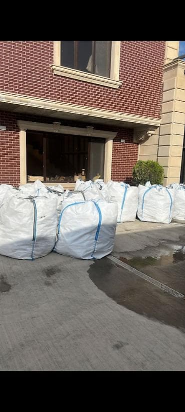 Konteynerlər: Məhsul: Big-bag (FIBC) polipropilen kisələr Təsvir: - Sərt yüklərin — 8