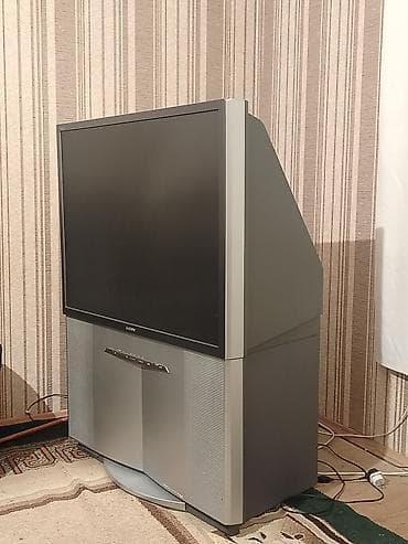 Sony. TELEVİZOR DU Pultuda. Var. Teze kimi di Qiymet sondu vsp 070 233