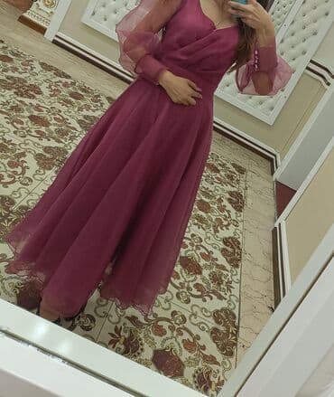 Zərif ziyafəti – tünd mürəbbə-bənövşəyi rəngdə. - Material: yüngül lalafo.az -da Zərif ziyafəti – tünd mürəbbə-bənövşəyi rəngdə. - Material: yüngül