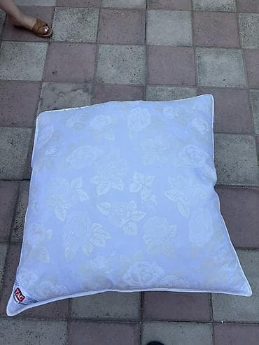 sintepon yastiqlar: TAC Goose Down Pillow – yastıq - Ölçü: 70 x 70 sm (etiketdə — 1