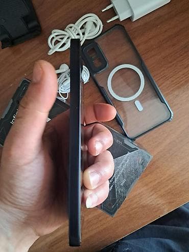 6300 telefon: Infinix GT 20 Pro, 256 GB, rəng - Qara, Sənədlərlə — 5