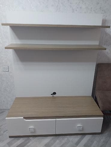 İşlənmiş, Düz TV altlığı, Polkalı, Laminat, Azərbaycan