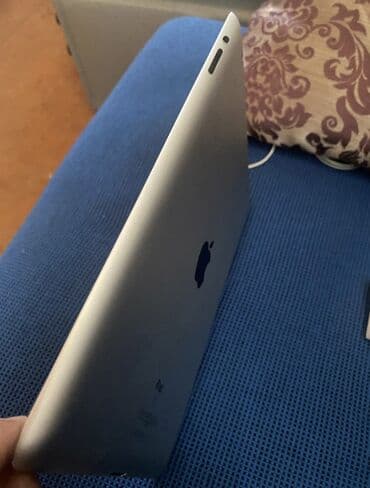 ipad 4 qiymeti: İpad 4 16gb İdeal vəziyyətdədir. Cızığı falan heçnəyi yoxdur — 3