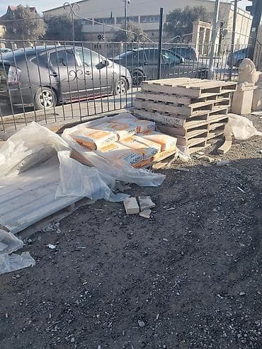 24 eded palet satilir qiymet 6 azn