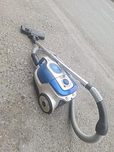 toz sovuran: Məhsul: Blackbird tozsoran - Güc: 3500W (üzərində qeyd “CYCLONE — 2