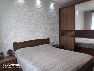 9 ci mikrorayon satilan evler: Bakı, 3 otaqlı, Köhnə tikili, m. Xalqlar Dostluğu, 385 kv. m — 14