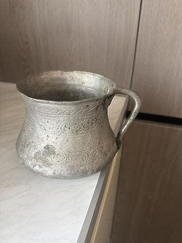 sufre dekoru: Əl işi miss qab – oyma naxışlı, tutacaqlı - Material: tökmə metal — 1