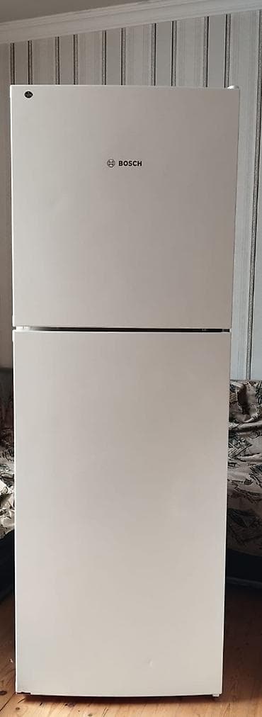 İşlənmiş 2 qapılı Bosch Soyuducu Satılır, rəng - Ağ, Təkərli