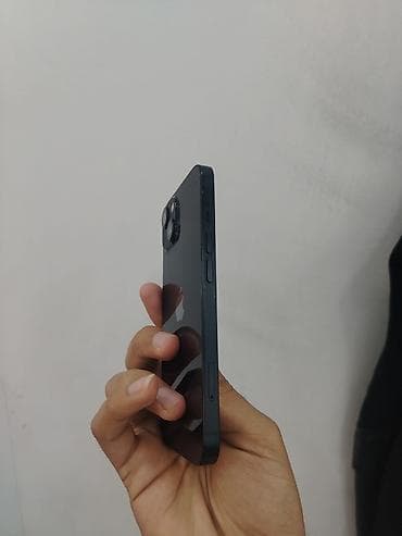 IPhone 13, 128 GB — 2