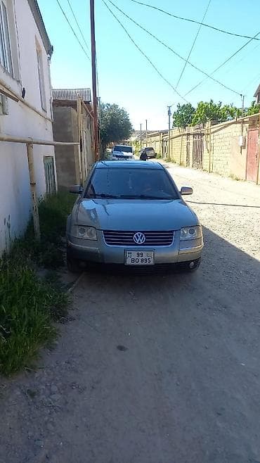 mercedes 180 c: Volkswagen Passat B5 sedan - Korpus: Boz rəng, 4 qapı, orijinal VW — 1