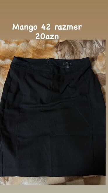 qara noqteler: Mangodan alınıb
Çox az 1-2 dəfə geyinilib
42 ölçüdür
Bakı şəhəri — 1