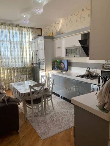 yasamalda satilan bina evleri: 3 otaqlı, Yeni tikili, m. İnşaatçılar, 90 kv. m — 4