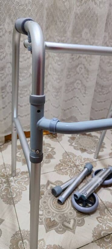 manej uşaq ucun: Dord ayaqliq . Yenidir — 4