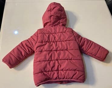 uşaq paltarı: Defacto markası. 12-18 aylıq qız uşağı üçün. 2 yaşlı uşaqda geyinə — 4