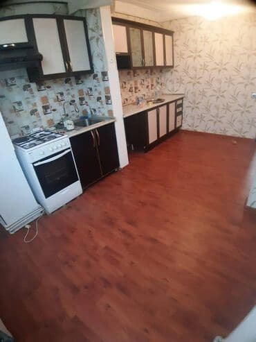 lənd kuruzer ucun led işıq lupası hardan tapmaq olar: Bakı, 2 otaqlı, Köhnə tikili, m. Həzi Aslanov, 60 kv. m — 6