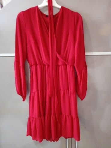 вещи бу купить: Qadın geyimləri – 4 fərqli paltar dəsti 1) Çəhrayı-qarışıq floral — 3