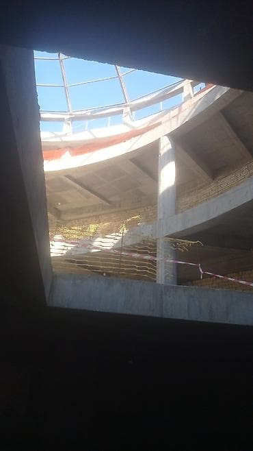 qapi demir qapi seyf qapi: Hörgü usdaları qoşa daş 9 manat kərpic 4 manat Təsvir: - Skid-steer — 3