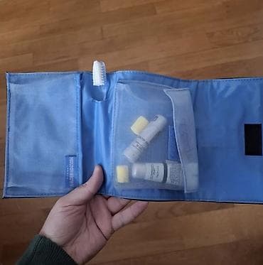 xuping nedir: Səyahət üçün kompakt tualet dəsti - Qara rəngli, qatlanan parça etui; — 2