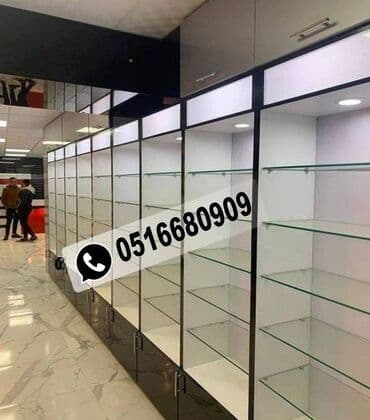 Vitrin mebeli ustasi