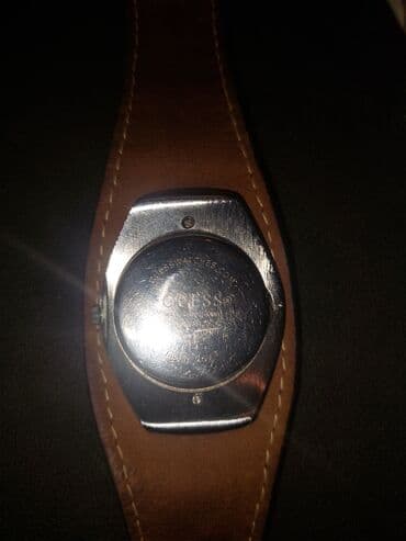 Очки: Guees fırmasına məxsus orijinal saat satılır 250 manata alınıb — 2