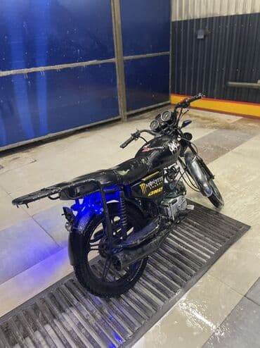 mopedlər işlənmiş: Satılır: şəhər içi və daşınma üçün modifikasiya olunmuş benzinli — 2