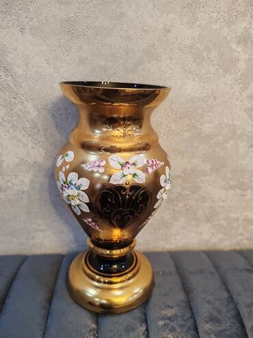 Bir vaza, Bogem şüşəsi