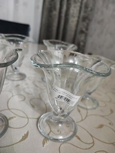 yuxuda suse banka gormek: Tort və şiriniyyat qabı, Şüşə — 3