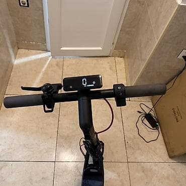 Salam scuter yeni kimidir 3/4 gün zaretka saxlayır sürreti 30/35 dir