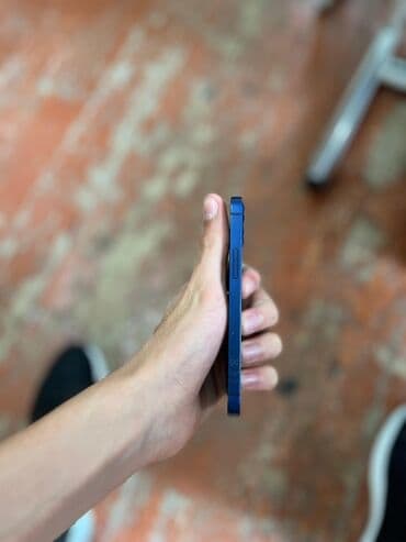 мини телефон: IPhone 12 mini, 64 ГБ, Face ID — 4