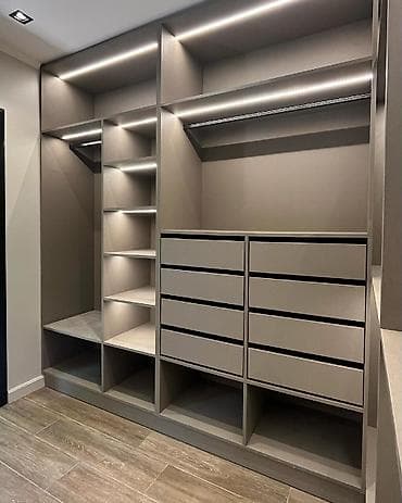 bugdanın qiyməti: Düz dolab, Qonaq otağı üçün, Dəhliz üçün, Yataq otağı üçün, Paltar üçün, Açılan, Korpuslu, 4 qapılı — 5