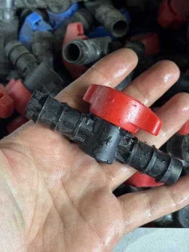 plastik arakəsmə: Bu plastik suvarma kranları bağınıza və ya həyətinizə suvarma — 4