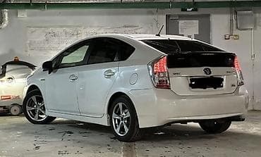 plus toyota: Toyota Prius: 1.8 l | 2010 il Hetçbek — 4