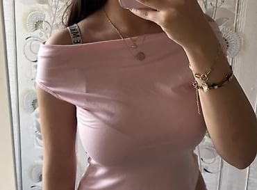 şort: Qadınlar üçün zərif bluz/top kolleksiyası - Modellər: - Açıq — 2