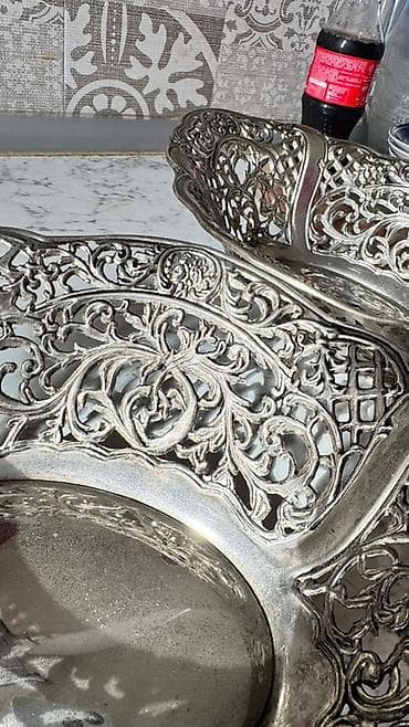 Məhsul: Dekorativ metal meyvə/suxarı qabı cox gozel hediye ola — 1