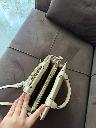 сумка оригинал: Сумка оригинал Michael Kors Кожа Б/у В очень хорошем состоянии Цвет — 7