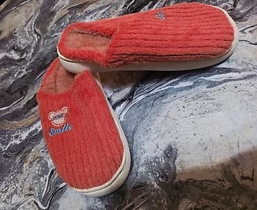 buta xoncalari: Məxməri çəhrayı rəngdə qadın otaq terlikləri. Bu terliklər — 3