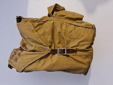 Sovet dövrünə aid qaz maskası dəsti Məhsulun tərkibi: - Kauçukdan — 2